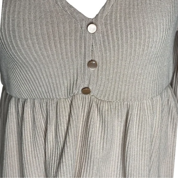 Altat’d State Ribbed Babydoll Cream Top Bishop Sleeves Size Medium NWT - Picture 3 of 13